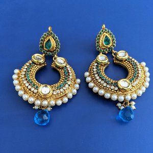 Aksitha earrings